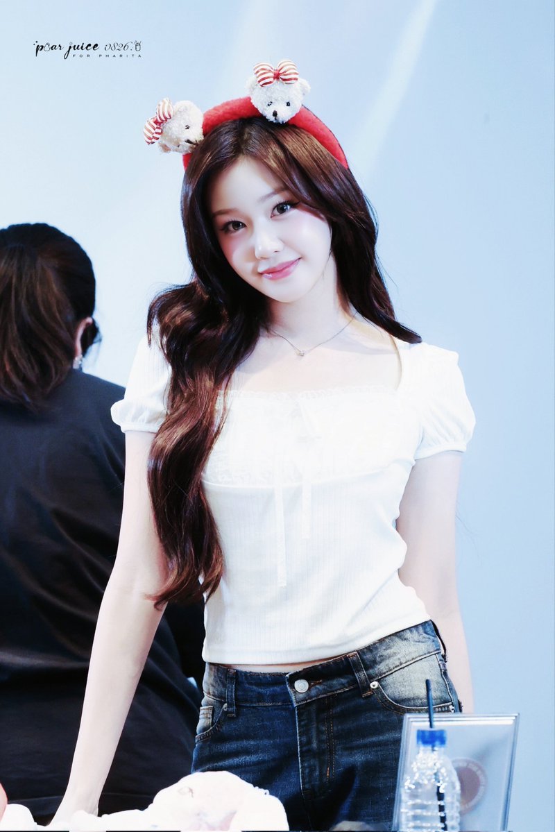 pearjuice·0826 tweet media