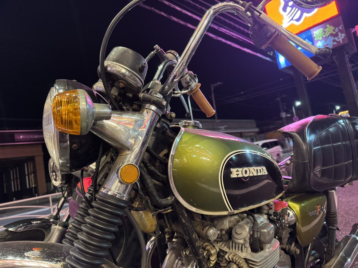 yamaguchi3153's tweet photo. GS550E
CB500Four
CB450
夜の圏央道気持ちがいい。
#KLAMPSTUDIO
#原型師
#GS550E
#CB450
#CB500 https://t.co/YK2ft8dxcq