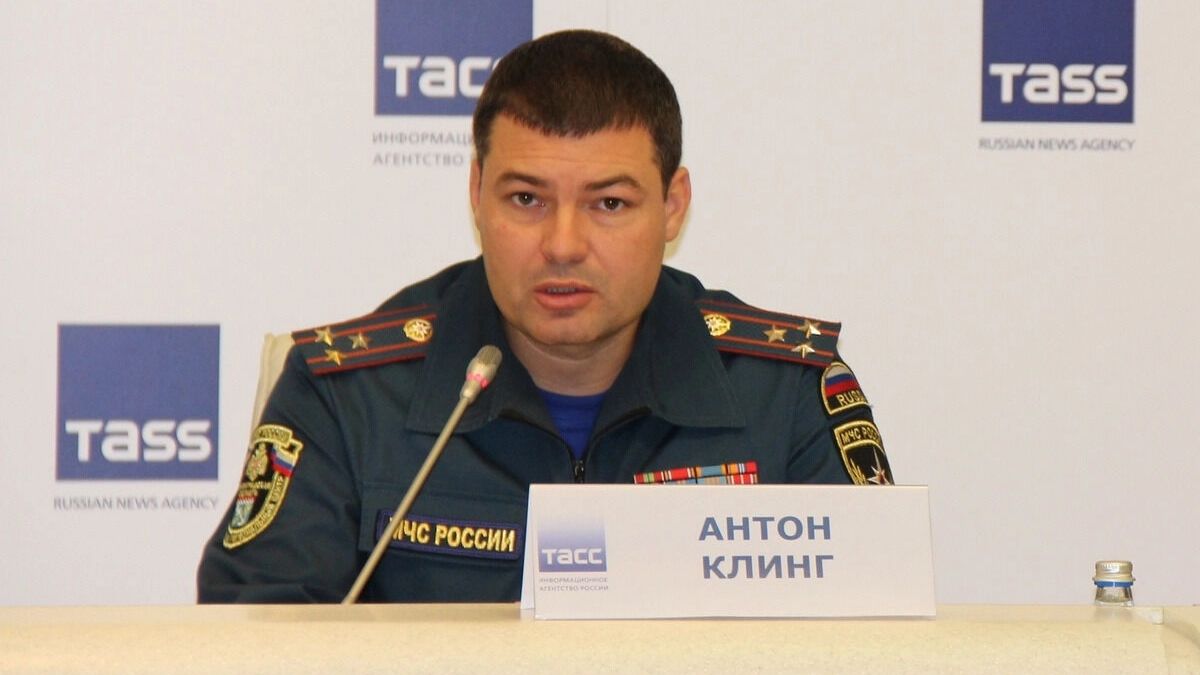 В Карелии сменился глава МЧС 

Он уже приступил к исполнению обязанностей, сообщили в МЧС.                karelinform.ru/news/2026-05-0…