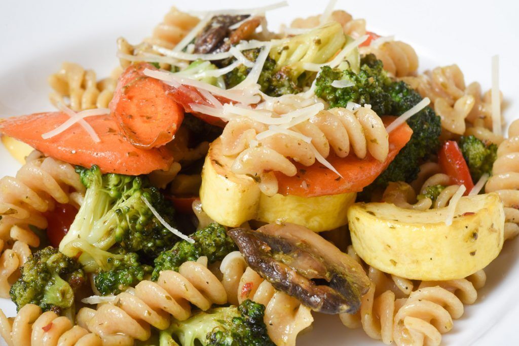 DEPC20's tweet photo. Whole Wheat Pasta with Pesto and Vegetables
This pasta is a great way to incorporate a variety of vegetables into one quick and simple meal that your friends and family will love. https://t.co/NMsUzKCXqE https://t.co/gof9bXqWAP