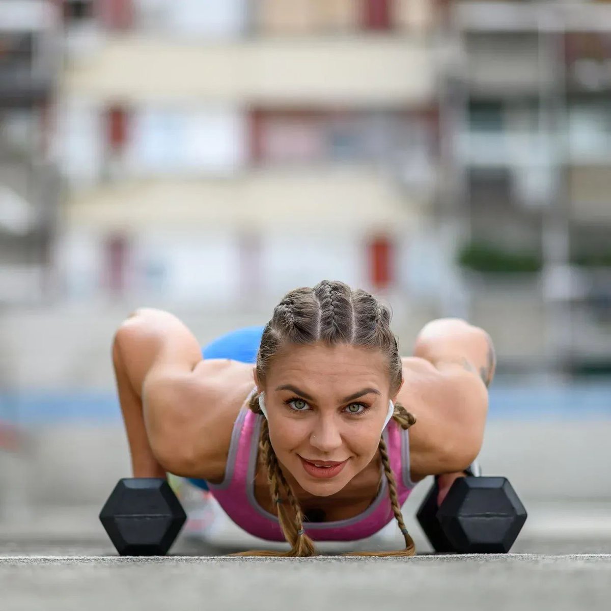 Muscleiquk's tweet photo. Level up your training with MuscleIQ Hex Dumbbells 🏋️‍♀️

Available in pairs from 2kg to 30kg, these are a must-have for any serious setup – whether you’re just starting out or pushing PBs.

✔️ Commercial-grade durability
✔️ Non-slip knurled grip
✔️ Anti-roll hex design https://t.co/A2HfZNRFyj