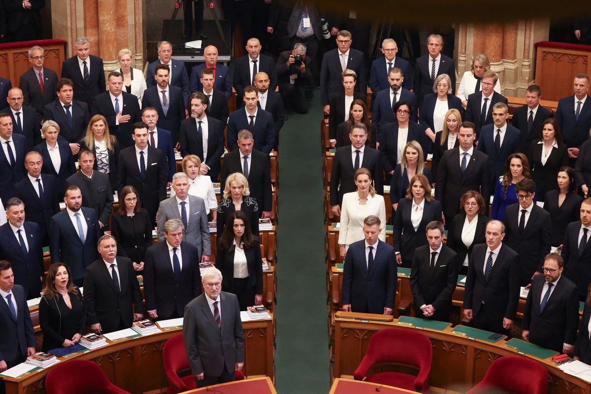 Szabolcs Panyi tweet media