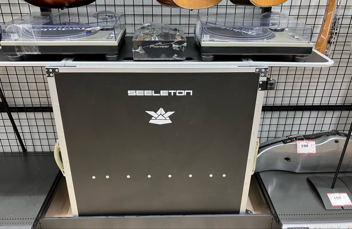本日、#SEELETON DJテーブルを買い取らせていただきました♪ 折り畳み