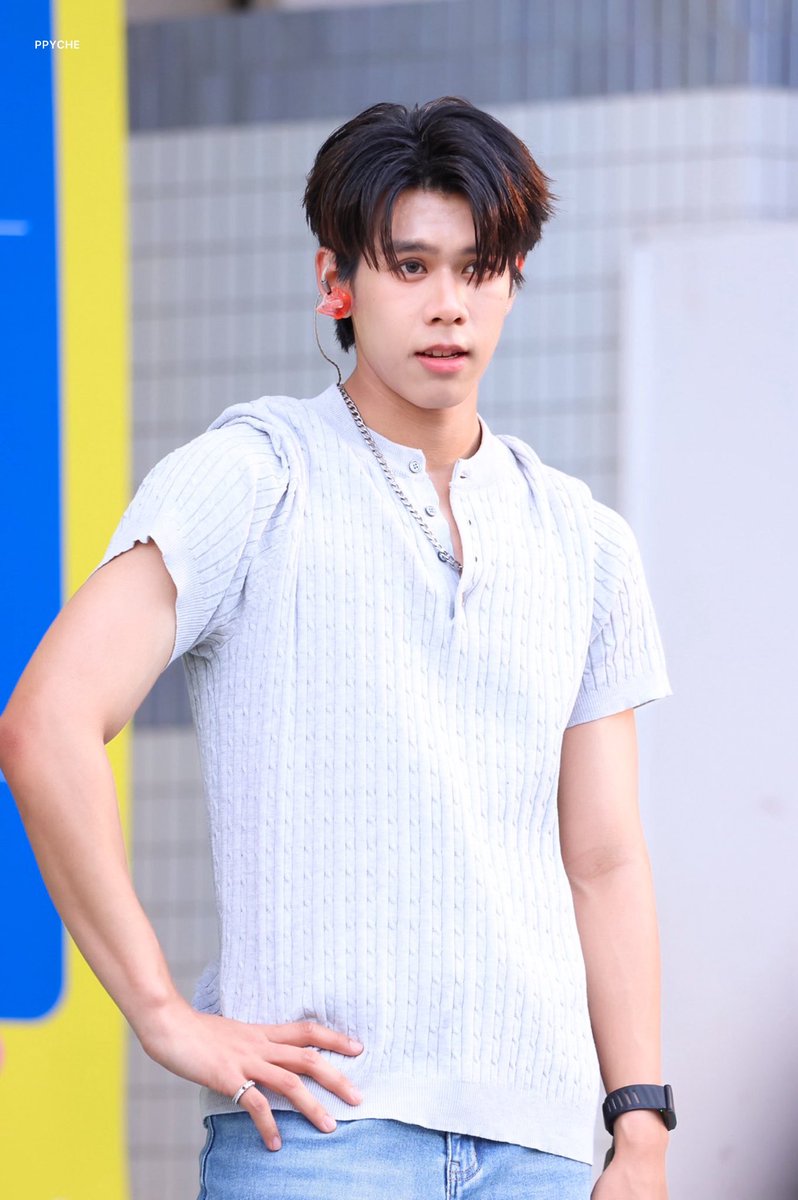 พีพี ◡̈ tweet media