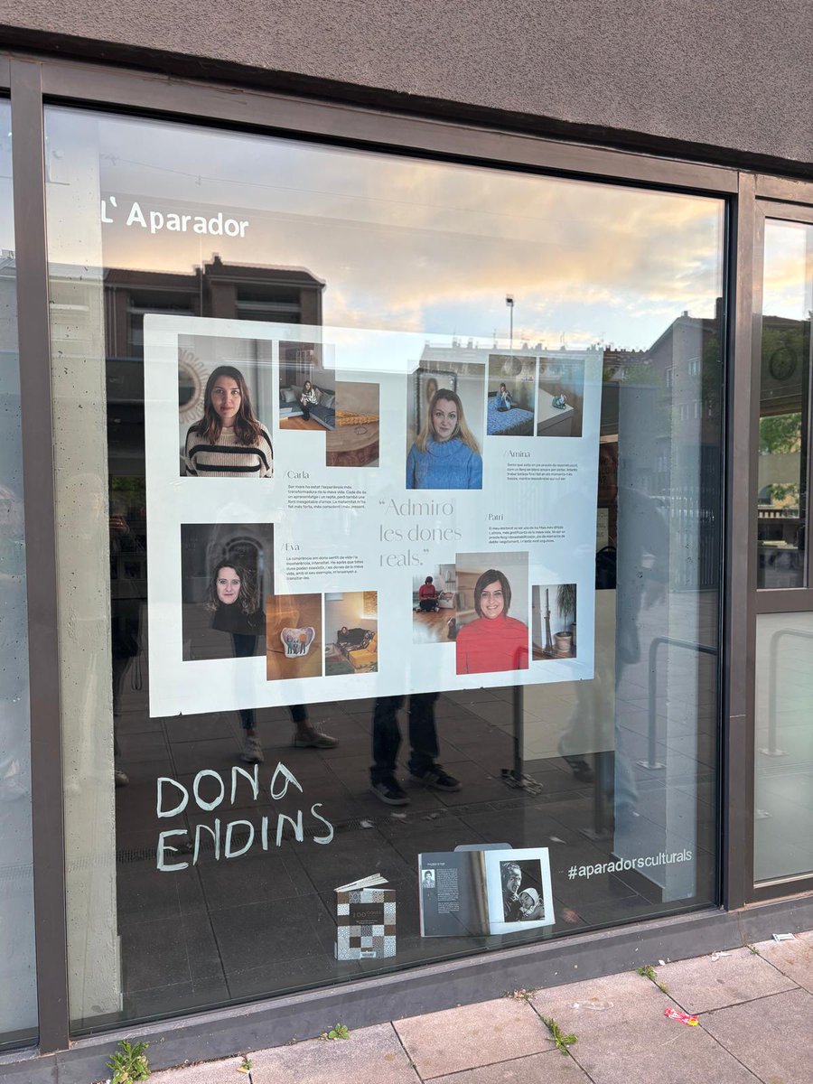 bmanresaab's tweet photo. Fins el 30 de maig en horari de biblioteca podeu visitar l’ #exposició “Dona Endins” de La Cirileta 💜

“Dona Endins és un homenatge a l’univers femení, un projecte fotogràfic nascut d’una revolució interna: la maternitat." 

#somdones #manresa #bibliotequesxbm #bibliotequesBBM https://t.co/41XhjKZdbS