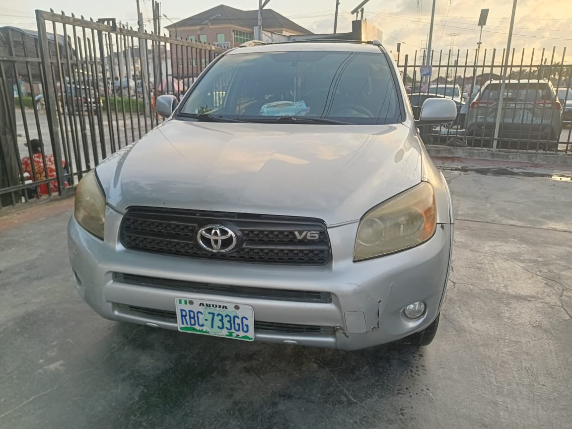 Carsnationn's tweet photo. Clean RAV4 V6
2008
Price:6.6M
At Lagos
Everything Blessed https://t.co/kZe5x058x9