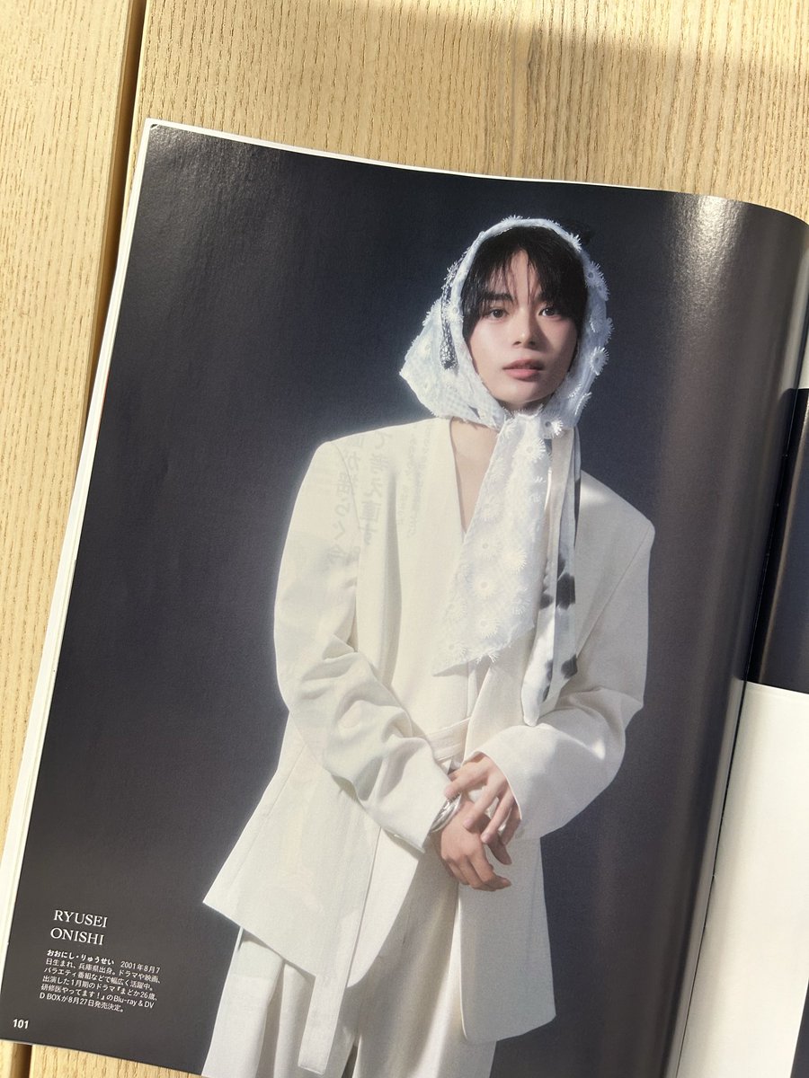 IVXLCDM_R_HILLS's tweet photo. #anan : No.2449掲載
#なにわ男子 #大西流星 さん着用
QUATTRO CHAIN BRACELET WIDE
#IVXLCDM
#IVXLCDM六本木ヒルズ
#IVXLCDMKFU https://t.co/CMCpgYYCgS