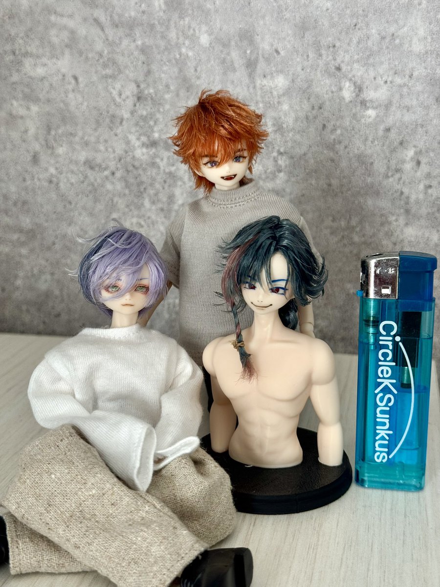 halr.yo_doll tweet media