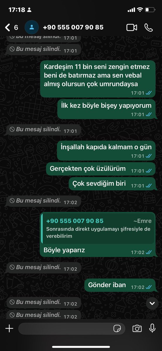 sevalmndc's tweet photo. @GeceFiona Şebo konser vercem dedi.Hop atladık girdik sıraya kılıçlar çekildi vs falan 1.tur da alamadık.Sonra dedi 2. Tur bida vercem hop gene atladık geceden itibaren 5 bilg.5 telefon gene alamadık.Sonra biri dedi bilet satıyom hop gene atladım.Dolandırıldım.Olay bu. https://t.co/OyBJs9xGD7