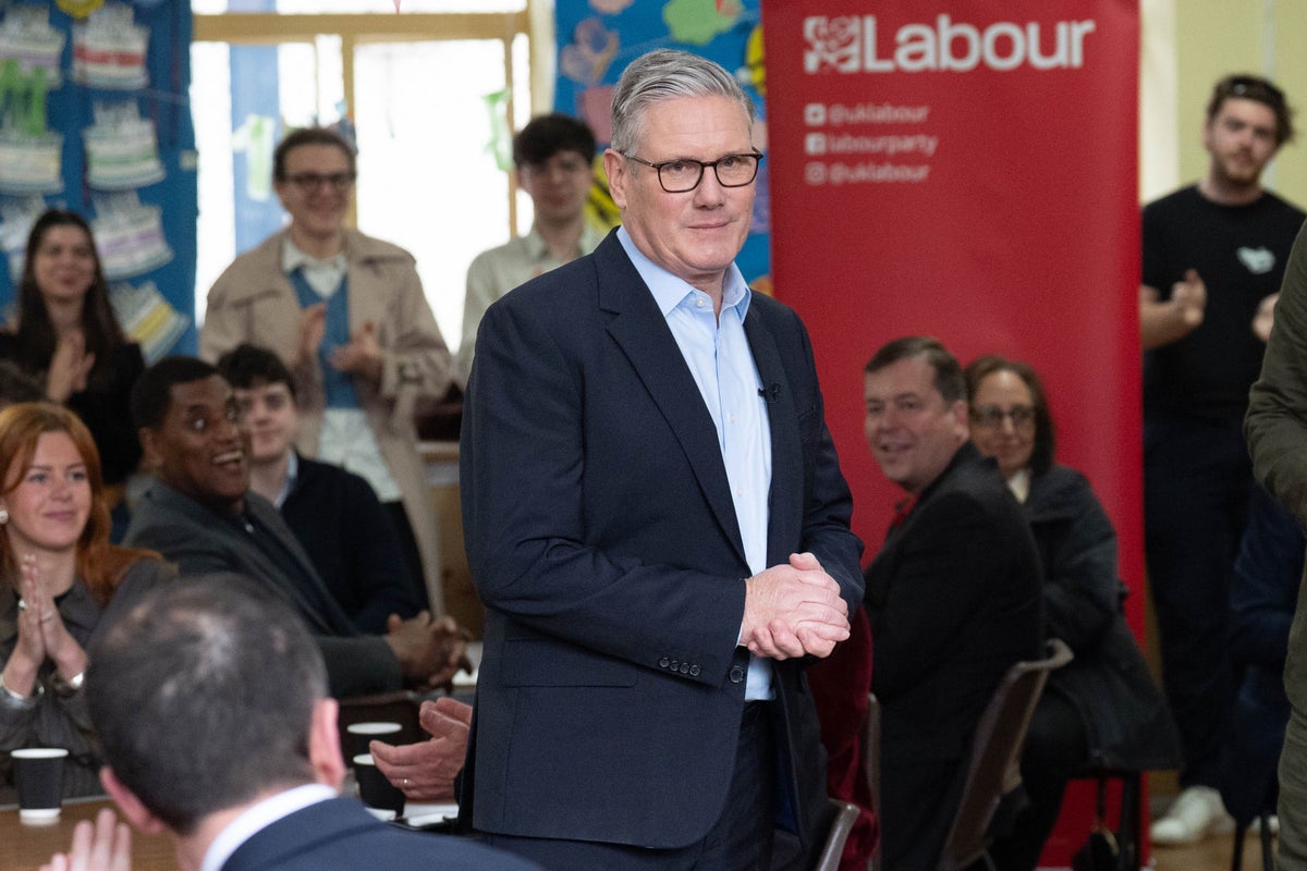 Independent's tweet photo. Starmer defies calls to quit after electoral bloodbath for Labour https://t.co/S95hBk0flw https://t.co/qB4YFgDn8A