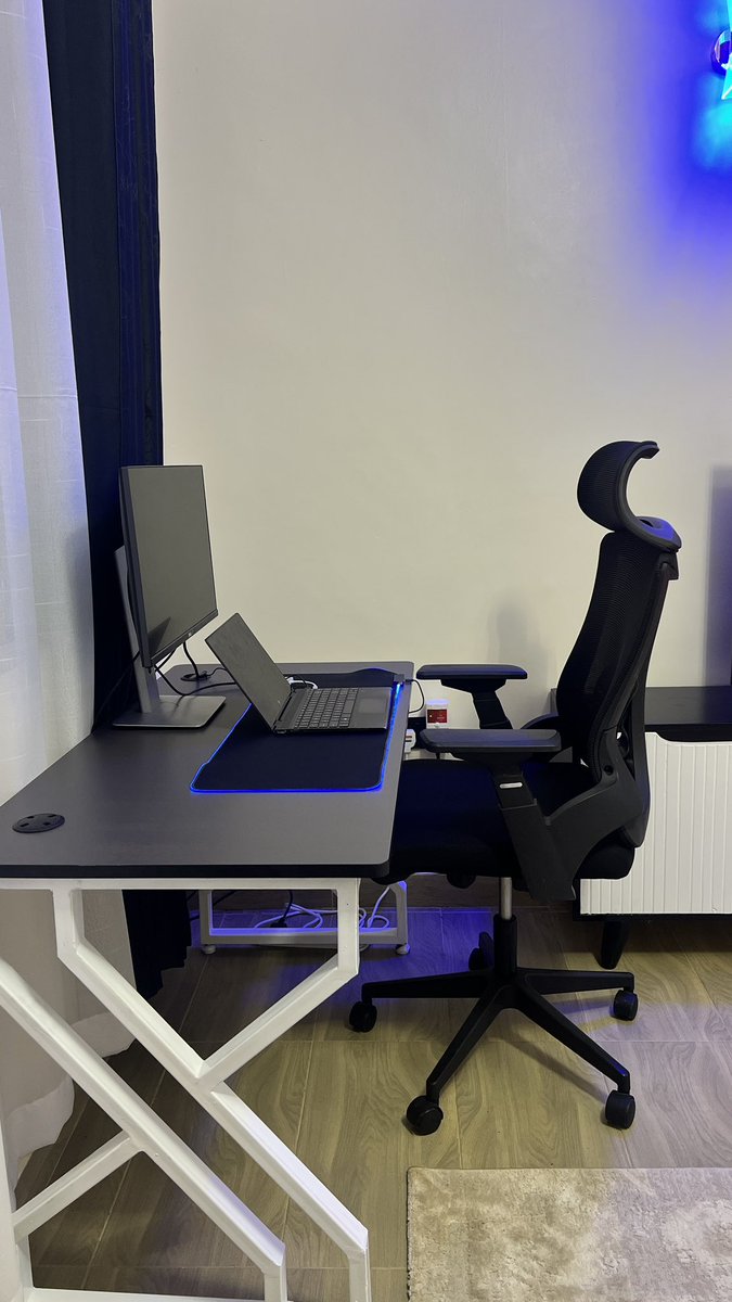 Chinedu_CT's tweet photo. GM techiesπ¨βπ»π‘
It's the weekend
My best time of the week
A time to relax and reflect on the progress of the week
So my progress this week:
1. Completed my #NABlog email authentication
2. Completed my internship job task in a record time
3. Building a new portfolio template https://t.co/r1rGmaOf5I