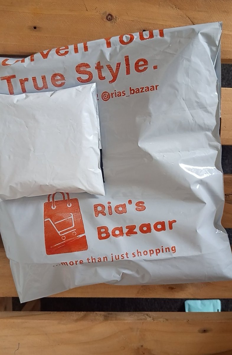 Ria's bazaar®🧡 tweet media