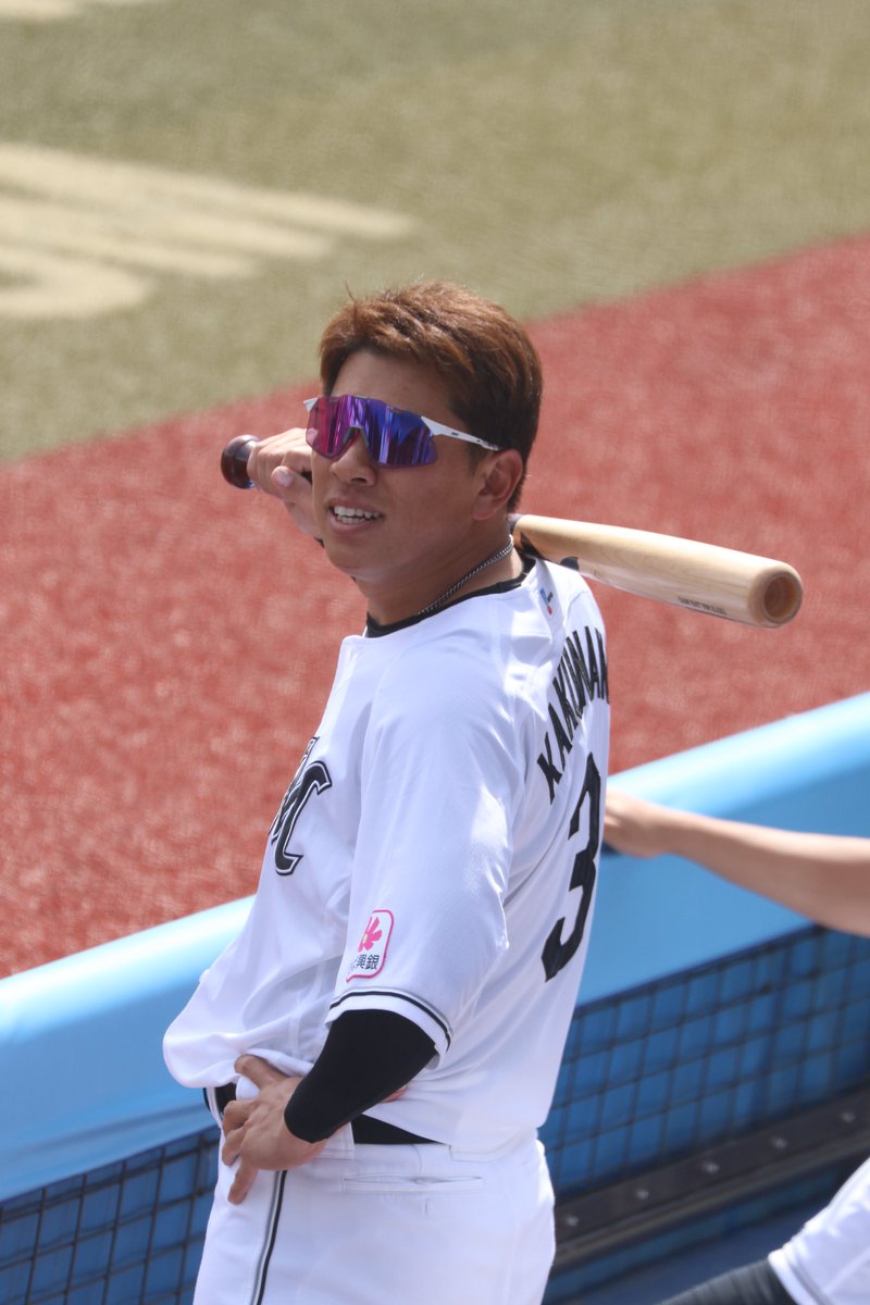 wacci19890705's tweet photo. 今日の指名打者！😁 #chibalotte #角中勝也 https://t.co/6bkdTnVaK7