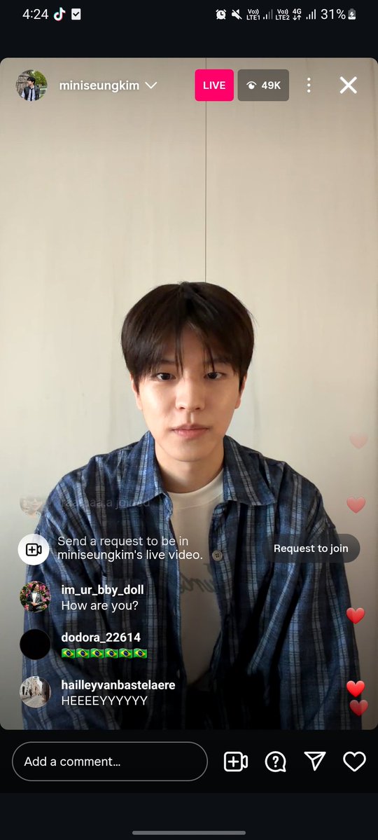 yup yuppppp seungmin pasti gaakan live di app sebelah itu