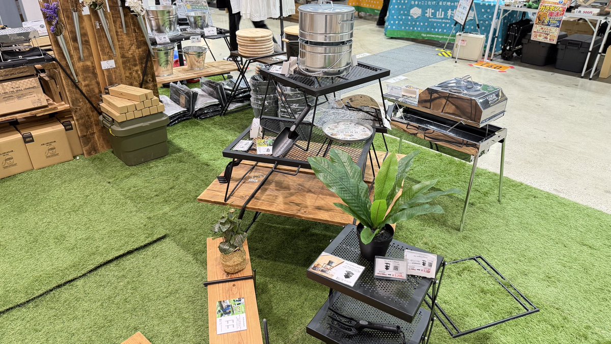 onoess's tweet photo. 今日のフィールドスタイル賑わいがやばすぎました
危なく日曜分の在庫無くなりかけた商品も💦

明日はブースのイメージを変えてお届け予定です

お待ちしております

#fieldstyletokyo 
#フィールドスタイル東京 
#fieldstyle 
#尾上製作所 https://t.co/1oLVYAAhAy