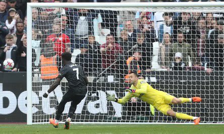 stompey__'s tweet photo. Think we can all agree, not to discredit the others but, West Ham away tomorrow is the toughest game we have left.

So many insane matches vs West Ham over the years https://t.co/LYXYOiGtl1