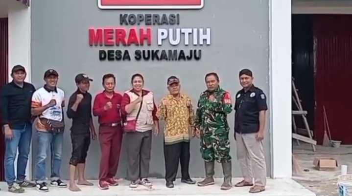 Dellya80's tweet photo. Masyarakat Desa Sukamaju, Ogan Ilir Sumsel melangkah bersama KDMP menuju kemandirian. 

@YandriSusanto
@ARizaPatria
@KemensetnegRI

#KementerianDesaPDT
#BPSDMKementerianDesaPDT
#DesaSukamajuMenujuKemandirian
#KerjasamaBUMDesaKDMP
#KerjaPendampingDesaBerdampak https://t.co/ecSuOyUVf6