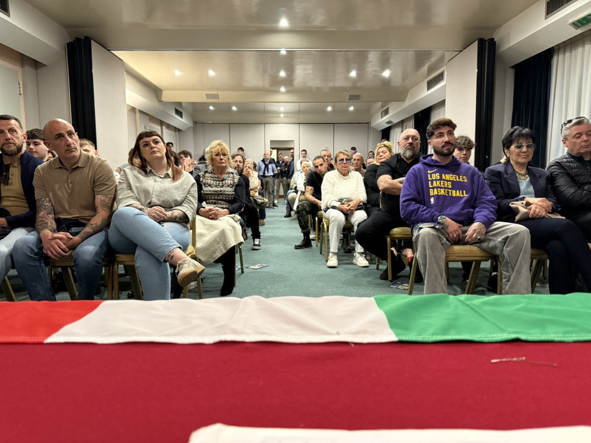 Luca Valigi tweet media
