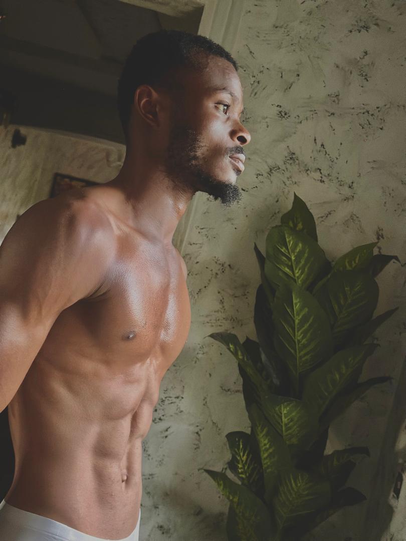 Warrior22221's tweet photo. 🔥🔥__--__gentle chocolate skin _[🍆] https://t.co/hgjoFEDmgr