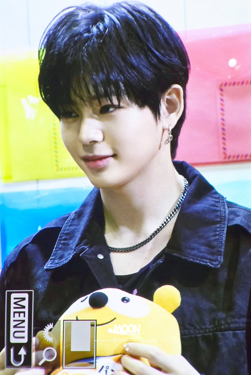 260509 au
#문정현 #MUNJUNGHYUN 
#EVNNE #이븐