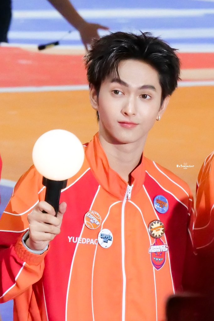 betablocker2324's tweet photo. เป้อหล่อเกินไปลูกกกก 

#COPPERdechawat
#OLYMPOP2026DAY
#BUSbecauseofyouishine 
#BTBKxCU https://t.co/HX1T0FlYLa