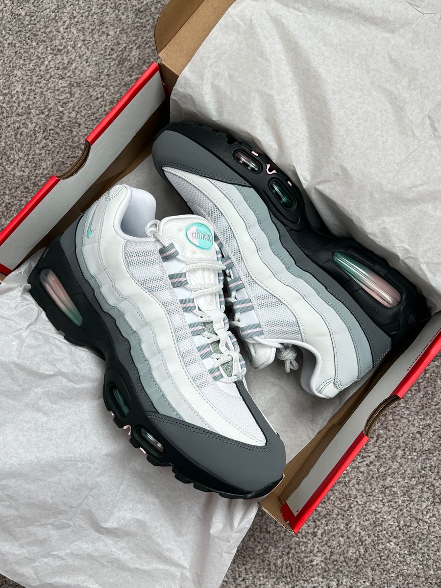 Rigouts Clothing & Footwear Deals tweet media