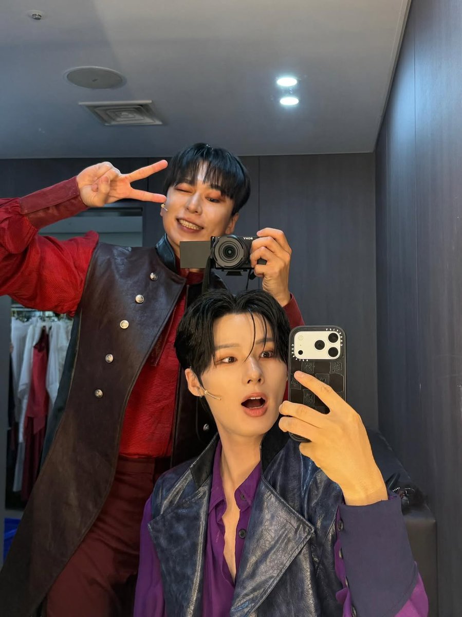 E'LAST ELAST エラスト ウォンヒョク トレカ サイン カフェ 3周年 2/5) ☆ #WONHYUK #원혁 #ウォンヒョク #ELAST #엘라스트 #エラスト ☾