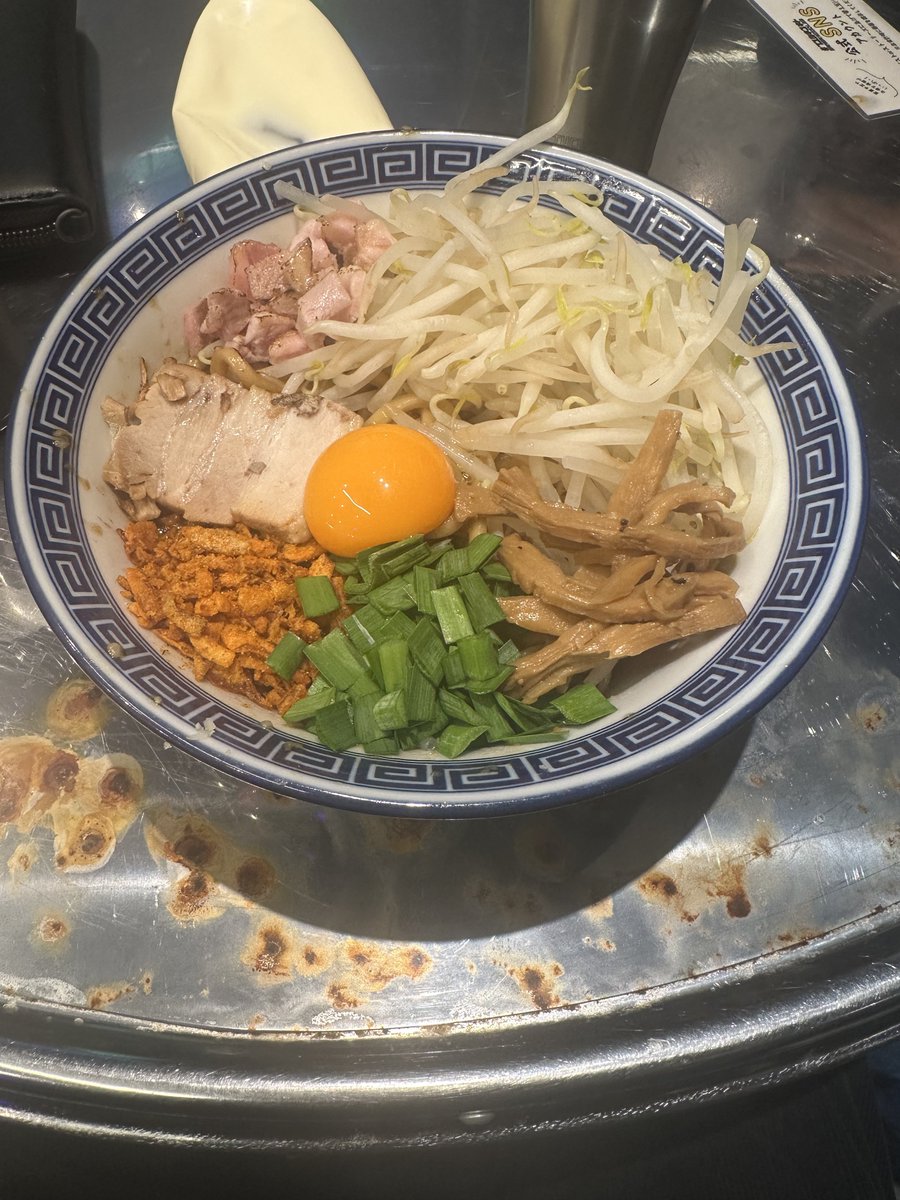村山 tweet media