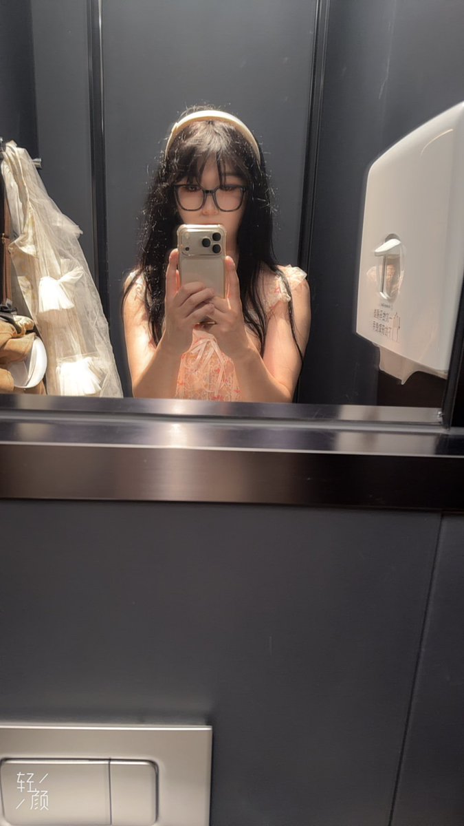 CC小男娘 tweet media