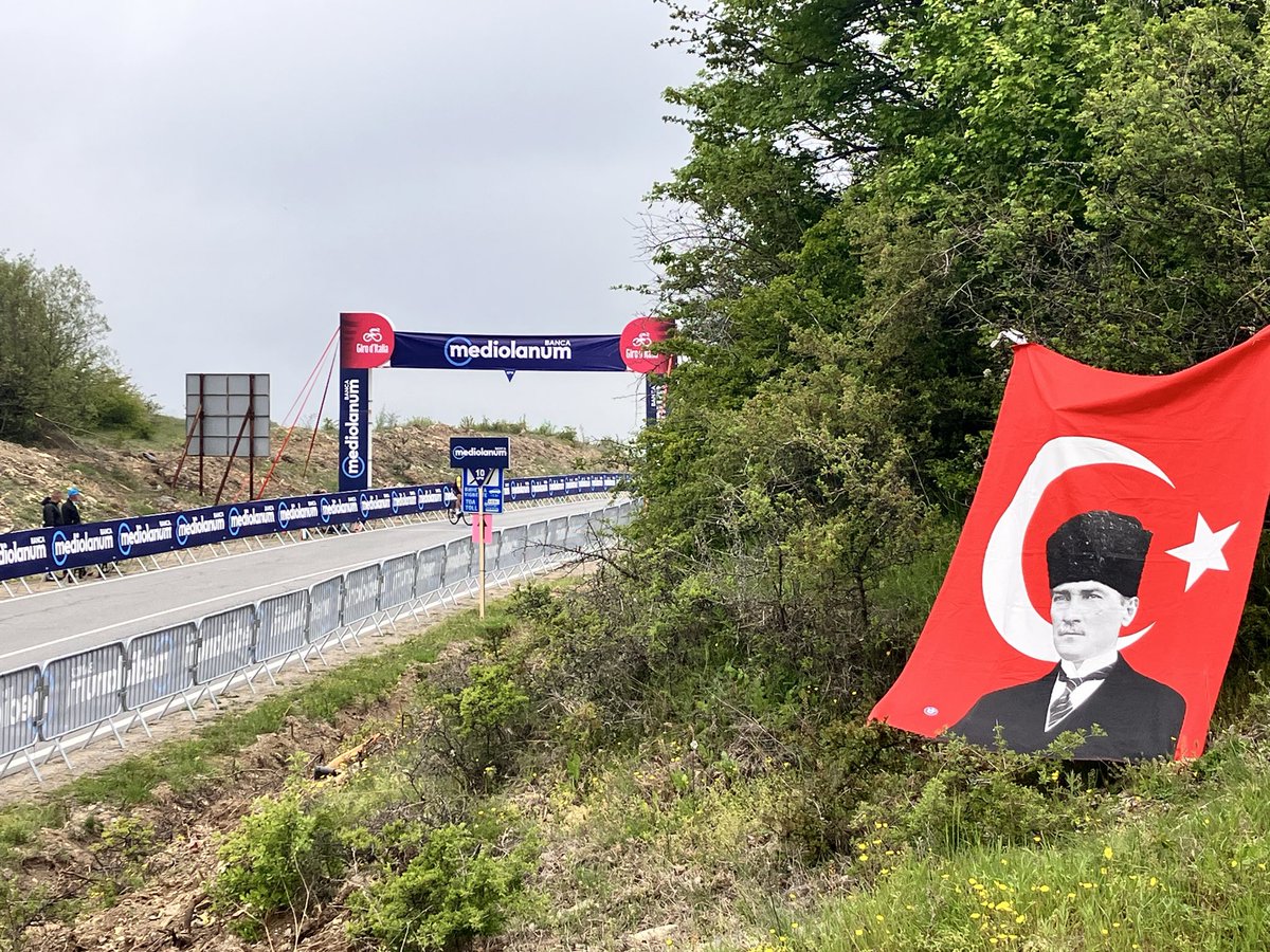 nejatak's tweet photo. @eneskanbur Bekliyoruz… https://t.co/dDj4NFKA9B