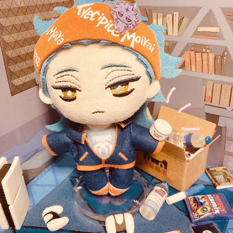 るちるさん<a href="/ruchiru94x/">るちる</a>の素敵お靴お迎えしました✨かわいすぎる🍊💕
オレンジ色にはカーキ色が合いそう！と思って、以前お迎えしたブルーのお靴とも合わせてサロペット作りました🪡
オールインワンクリームも嬉しい〜！くつろぎデの夜更かしが捗る！
るちるさんありがとうございました！🫶💙