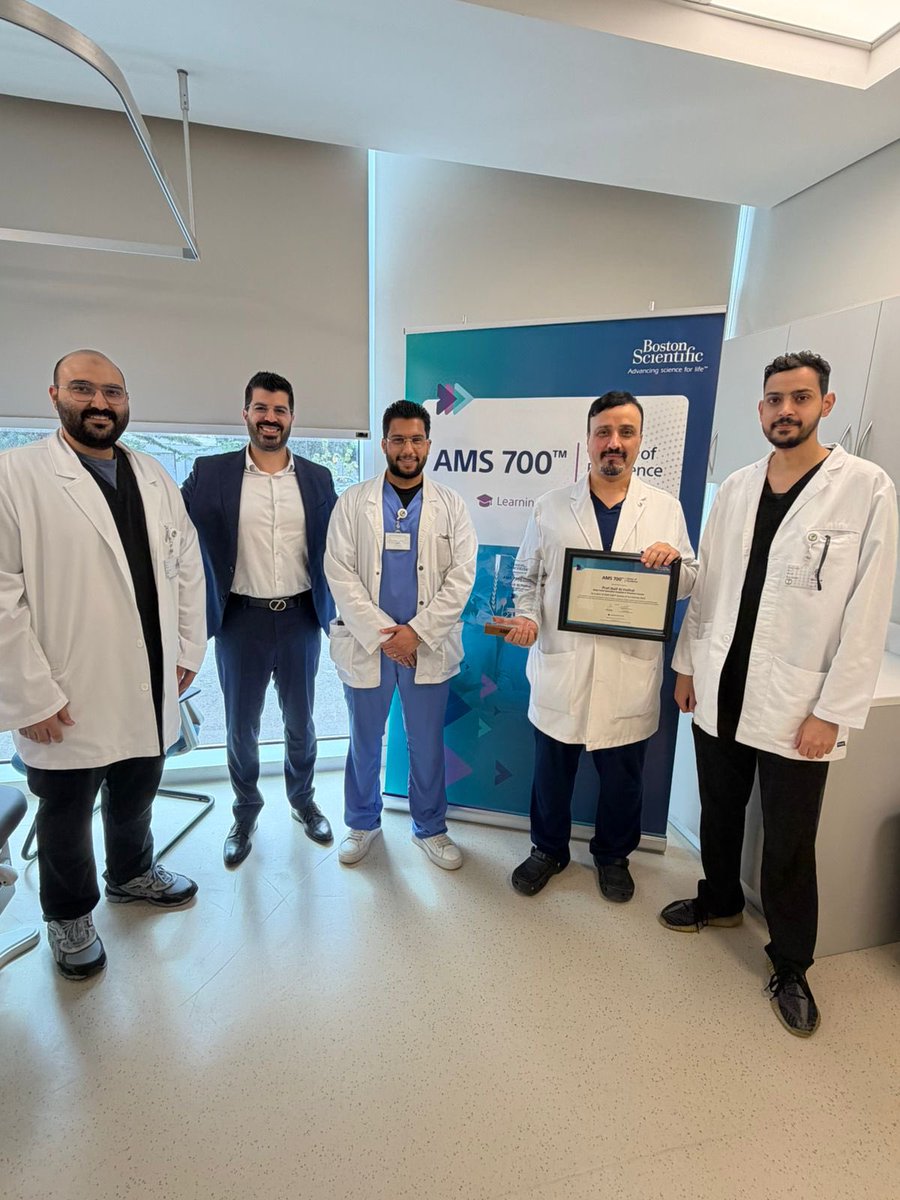 drnaifalhathal's tweet photo. تم اختياري من قبل شركة بوسطن الأمريكيه Boston scientific كخبير عالمي ومركز تميز center of excellence في تركيب الدعامات المرنه والهايدروليكيه بسبب خبرتي الطويله في مجال أمراض الذكوره والعقم. ان شاء الله خير ممثل لبلدي الحبيب السعوديه وشهادة لا تعطى الا لمراكز محدوده بالعالم https://t.co/XrdnXAGVnR