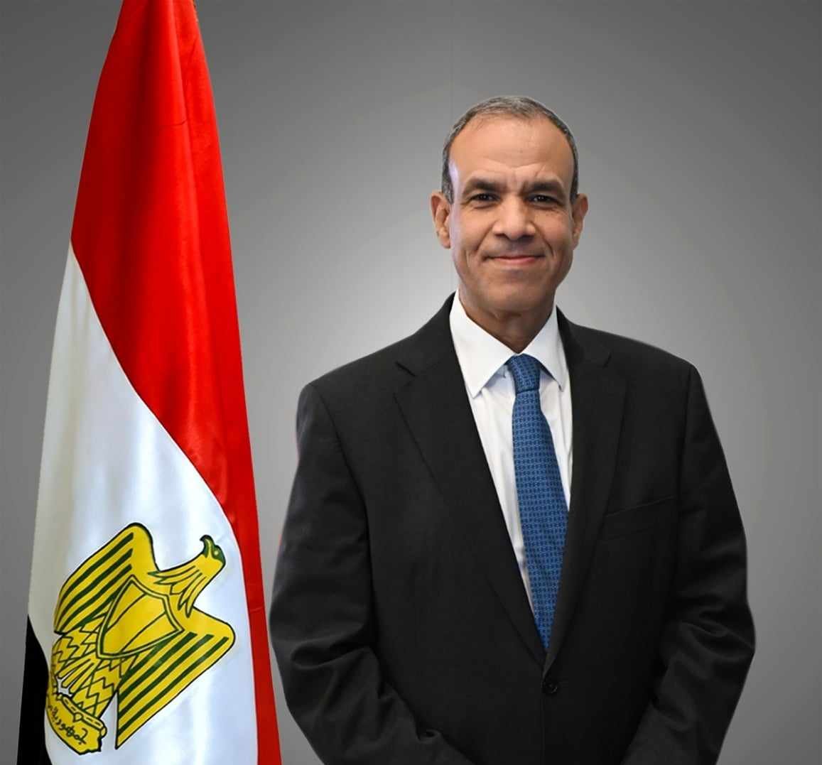 MofaQatar_AR's tweet photo. رئيس مجلس الوزراء وزير الخارجية @MBA_AlThani_ يتلقى اتصالا هاتفيا من وزير الخارجية المصري

الدوحة | 9 مايو 2026 

تلقى معالي الشيخ محمد بن عبدالرحمن بن جاسم آل ثاني، رئيس مجلس الوزراء وزير الخارجية، اتصالا هاتفيا، من سعادة الدكتور بدر عبد العاطي، وزير الخارجية والتعاون الدولي والمصريين بالخارج بجمهورية مصر العربية الشقيقة.

جرى خلال الاتصال، استعراض علاقات التعاون بين البلدين وسبل دعمها وتعزيزها، ومناقشة تطورات الأوضاع في المنطقة، لاسيما المتعلقة بوقف إطلاق النار بين الولايات المتحدة الأمريكية والجمهورية الإسلامية الإيرانية، والجهود الهادفة لخفض التصعيد بما يسهم في تعزيز الأمن والاستقرار في المنطقة.

وأعرب معالي رئيس مجلس الوزراء وزير الخارجية، خلال الاتصال، عن ضرورة تجاوب كافة الأطراف مع جهود الوساطة الجارية، بما يفتح المجال أمام معالجة جذور الأزمة عبر الوسائل السلمية والحوار، ويفضي للتوصل إلى اتفاق مستدام، يحول دون تجدد التصعيد.

#الخارجية_القطرية