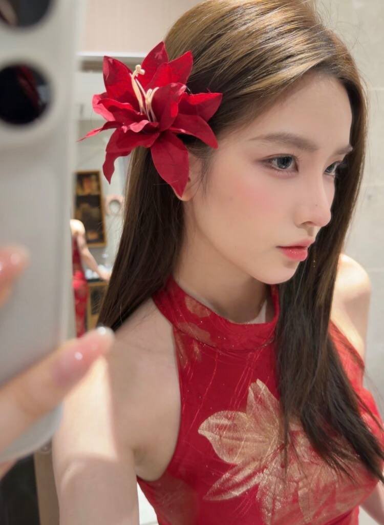 拍完写真我就被凿了啊啊啊怎么办。 https://t.co/ulKmFYASW5