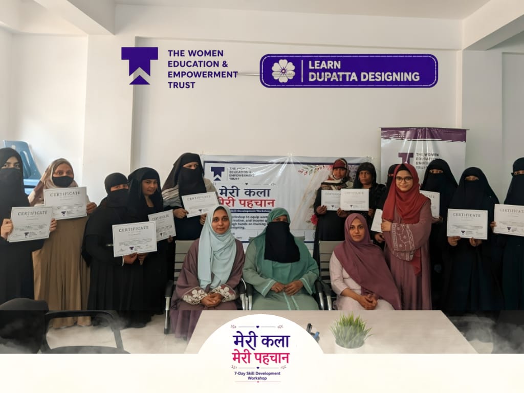 tweetrustorg's tweet photo. TWEET, under its 'मेरी कला, मेरी पहचान' initiative, successfully conducted a 7 days skill development workshop focused on Dupatta designing at Brij Puri,Delhi,
 
The program witnessed enthusiastic participation from women and girls. https://t.co/0jJsCCopcE