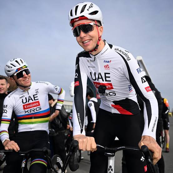 PredicCycling's tweet photo. GP du Morbihan🇲🇫
⭐️⭐️⭐️⭐️⭐️Benoît Cosnefroy 
⭐️⭐️⭐️⭐️Lapeira, Gilmore
⭐️⭐️⭐️Wellens, Venturini, Jeannière 
⭐️⭐️Zingle, Gruel, Grisel, Hagenes
⭐️Biermans, Van Boven, Sheehan, Isidore, Askey https://t.co/az1VDkzi8M