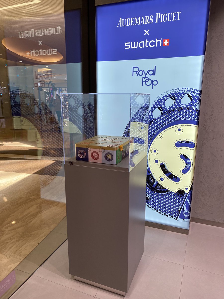 yasuakifujii's tweet photo. Swatch × Audemars Piguet のコラボウォッチ『Royal Pop』が5月16日(土)に発売予定
https://t.co/oOrJ5lVb0q

国内取扱店も発表

- AP スウォッチ オーデマピゲ ロイヤルポップ ロイヤルオーク
Photo：maximushilario1 https://t.co/SZS3CmtRJj