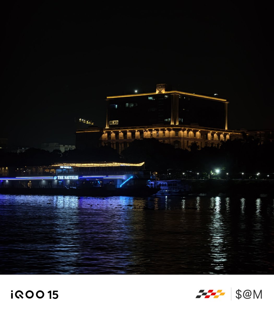 TechSAM009's tweet photo. Darkness Captured📸 On iQOO15 🌃😍 #BeTheGOAT🔥
#iQOOCommunity
@IqooInd
@nipunmarya
@parakram_h https://t.co/lm3k4t6olk