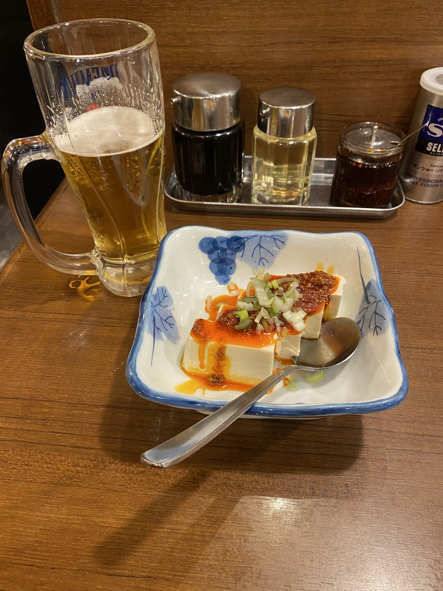 しのこ tweet media