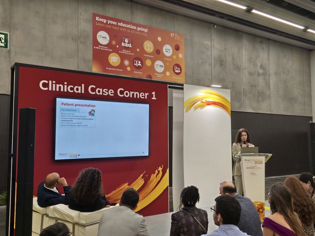 Joaquin_VilaG's tweet photo. ¡Enhorabuena @carmen_labarta por la espectacular presentación en #HeartFailure26! 

@escardio @secardiologia @CardioHULP https://t.co/hByG13PhmJ