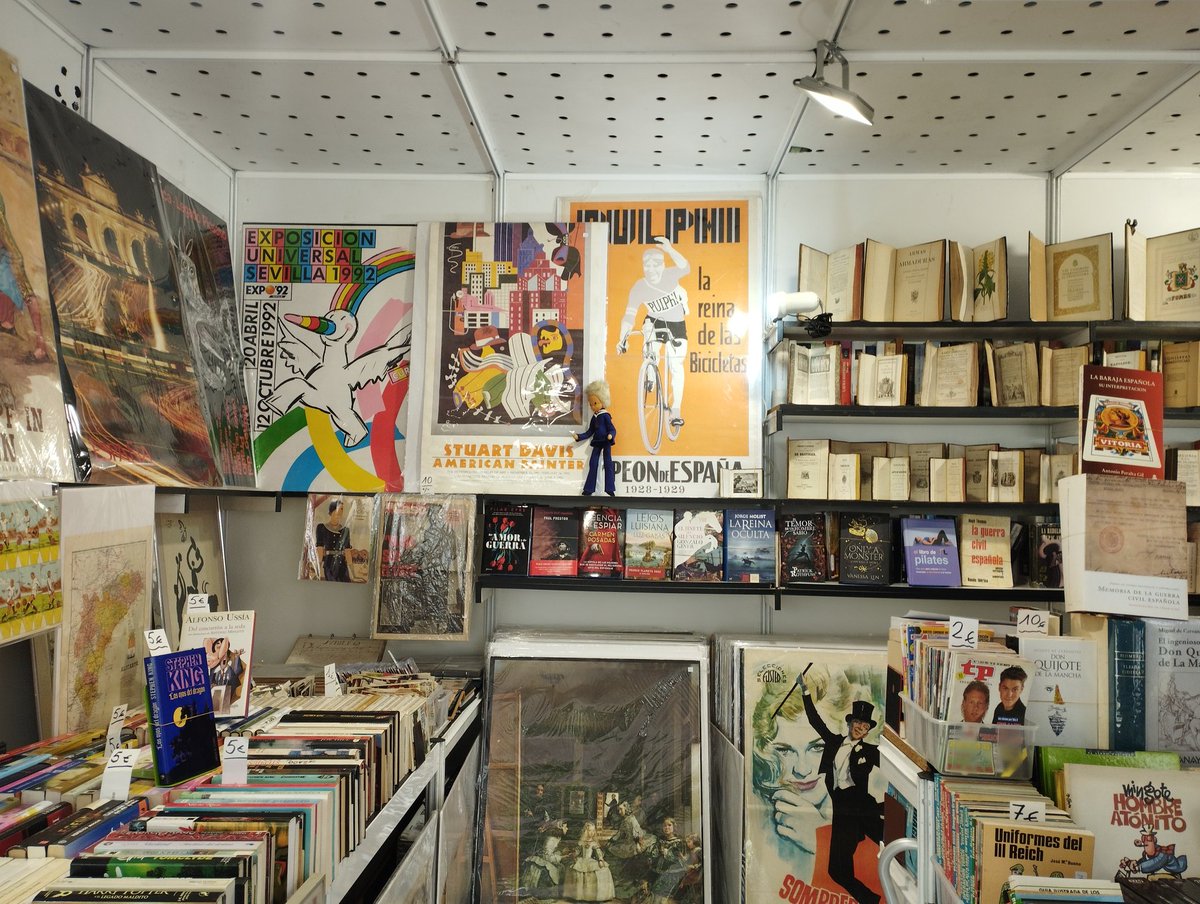 PaterTwitorum's tweet photo. Madrid. 48 Feria del Libro Antiguo y de Ocasión. @FLibroAntiguo https://t.co/qzxJiXViDJ