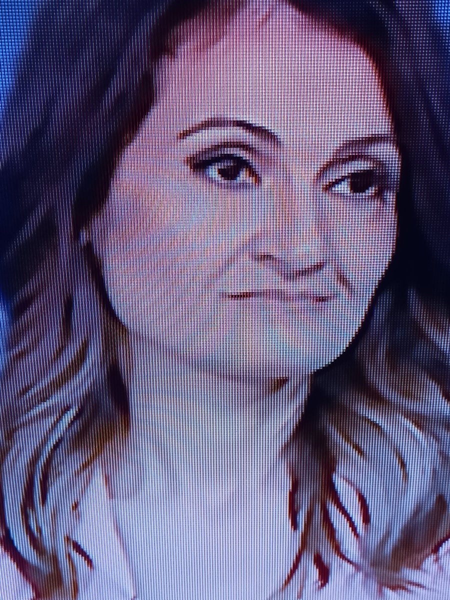 Question tweet media