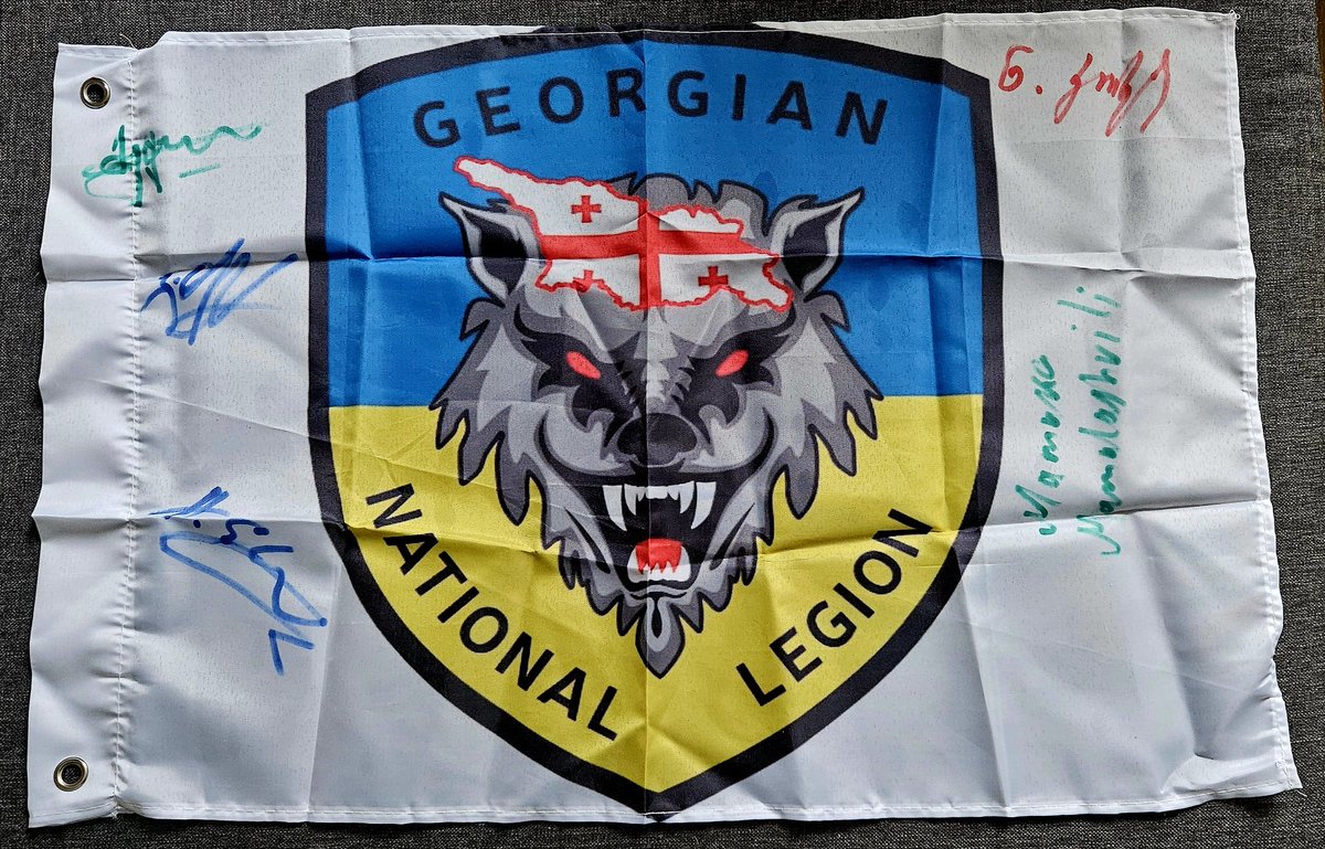 IloMyshka's tweet photo. Gotowi na nowe rozdanie #akcjaLicytacja??? 😊
Dzisiaj mamy dla Was mega unikalną szansę na zdobycie flagi podpisanej przez Żołnierzy @georgian_legion, w tym samego Dowódcy @Mamulashvili_M 🥰🫡🐺
Wilki od 2014 roku walczą o Wolną Ukrainę 🥹🇺🇦
Flaga:
Długość: 64cm
Szerokość: 42cm
Zasady licytacji:
✔️ Licytujemy pod postem
✔️ Start 100 ZŁ
✔️ Przebijamy o co najmniej 10 zł
✔️ Koniec licytacji 16.05.2026 o godz. 21:00
✔️ Wygrywa osoba która równo o godzinie 21:00 zaoferuje najwyższą kwotę.
Całość dochodu przeznaczona zostanie na bezpośrednie wsparcie Żołnierzy na froncie w aktualnych potrzebach.
🎁 Wysyłamy na własny koszt.
Wielkie Dzięki.
дуже дякую.