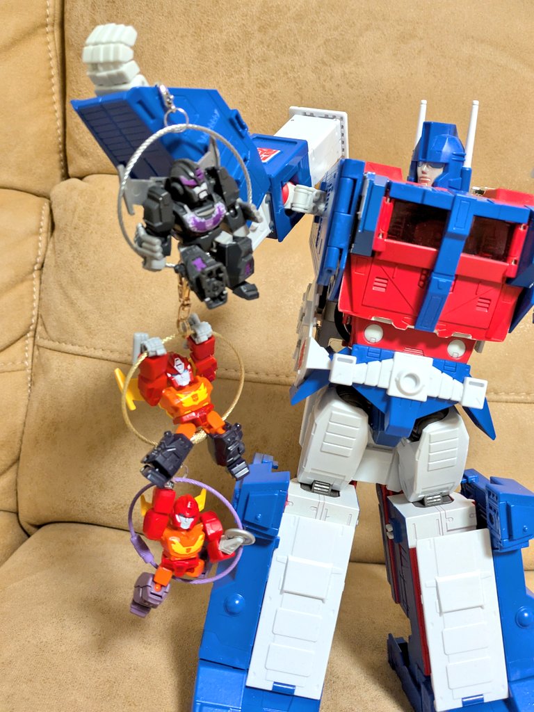 ウルトラマグナスのデカさがよくわかる