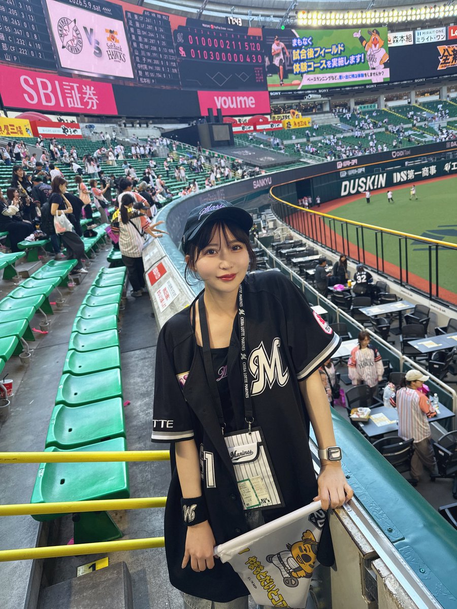 まりりんページ まりほー😆🙌🏻⚾️ からの、@I_Heartcafe 21:30までいます！！🩵☕️