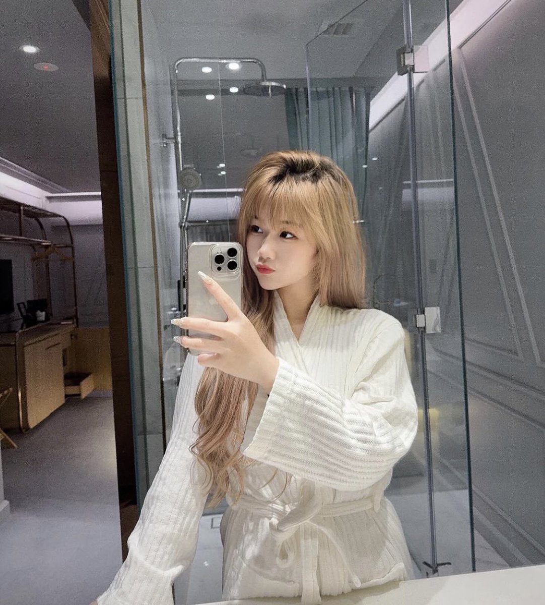 Florence tweet media
