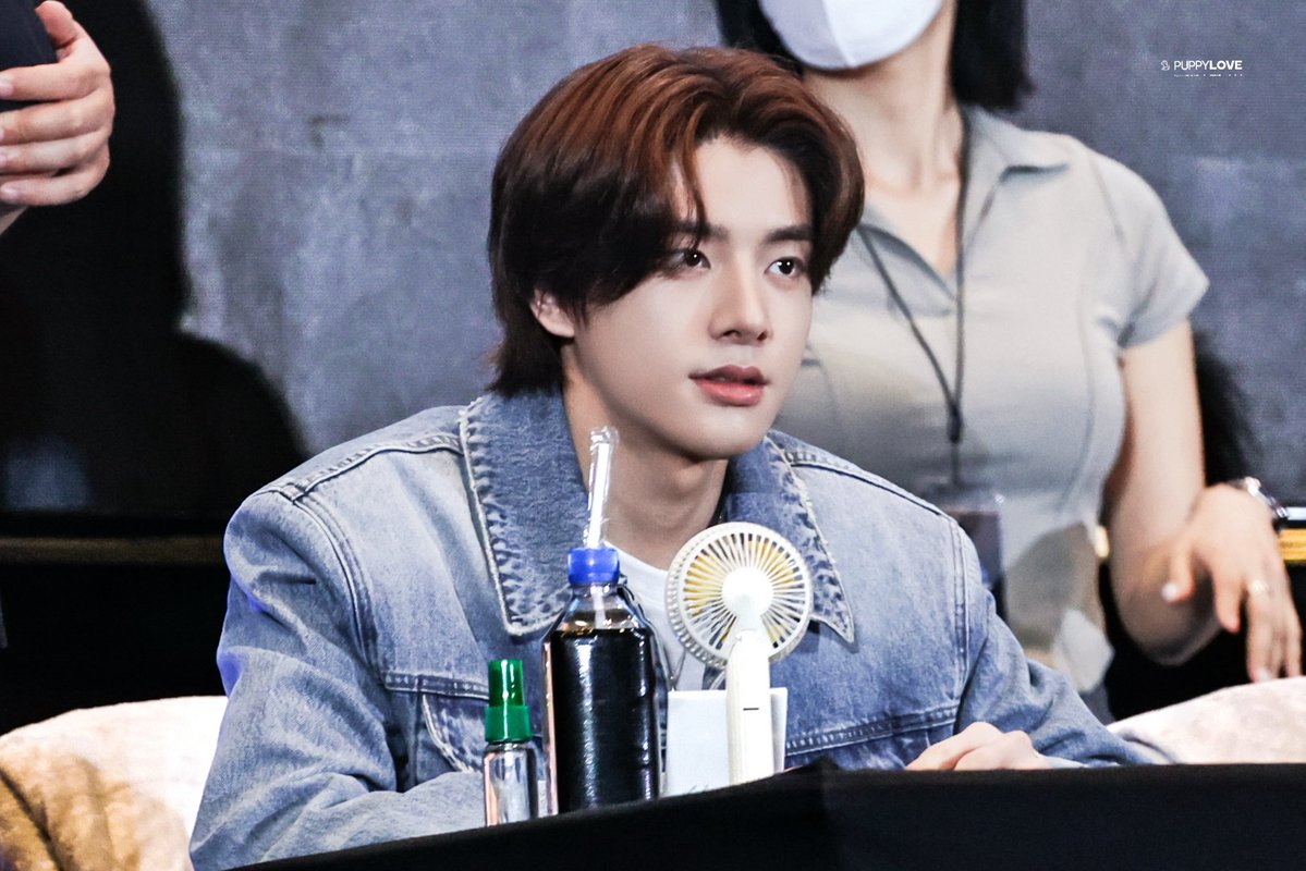 260509

#제이크  #JAKE  #ジェイク 
#심재윤 #SIMJAEYUN #沈载伦 
#엔하이픈 #ENHYPEN