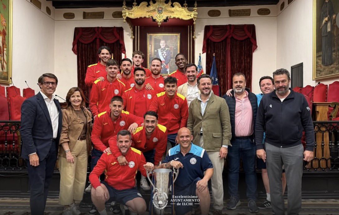 cafutsal's tweet photo. @cafutsal_ 🤝 @ajuntamentelx https://t.co/x6WeenYibg