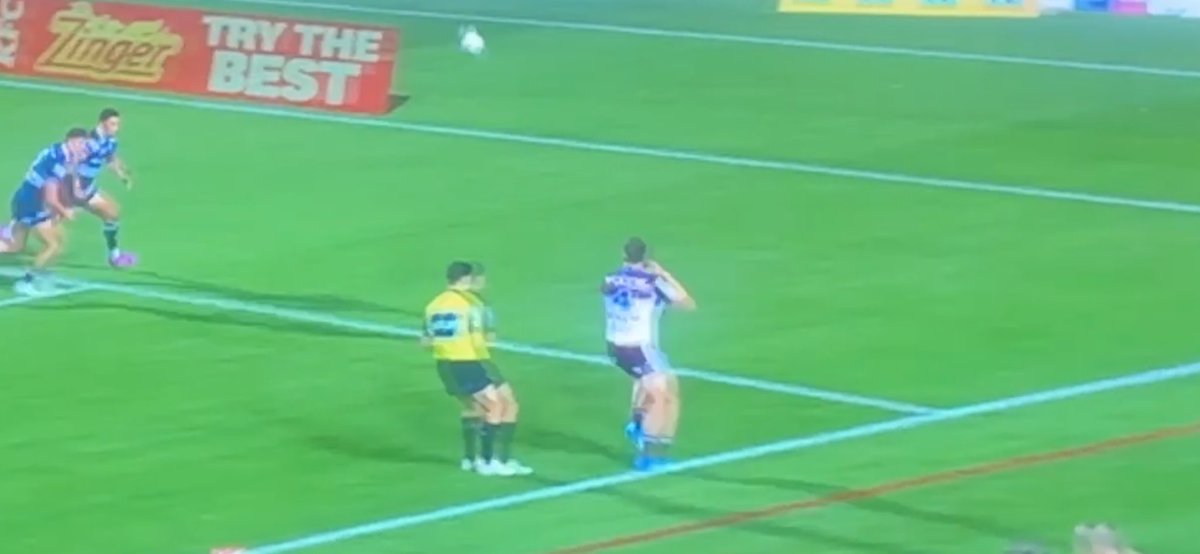 MattyGuyatt's tweet photo. General play…

What is 

A- the touchie doing inside the player and 
B- how does he miss him leaping from out of the field and touching the ball….meaning he’s out!! 

Talty then penalised on half time for tackling around bum- no cannonball and no hop drop? https://t.co/RcBgcCIU7H