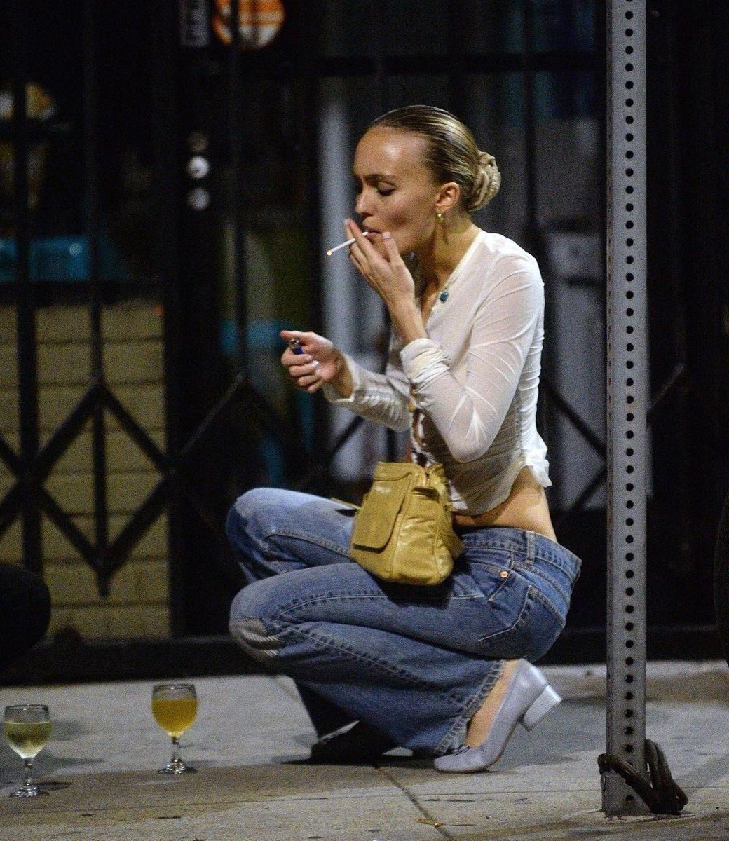 bolshoivaganova's tweet photo. coquette queen of the pandemic https://t.co/a4oDXoaaRG